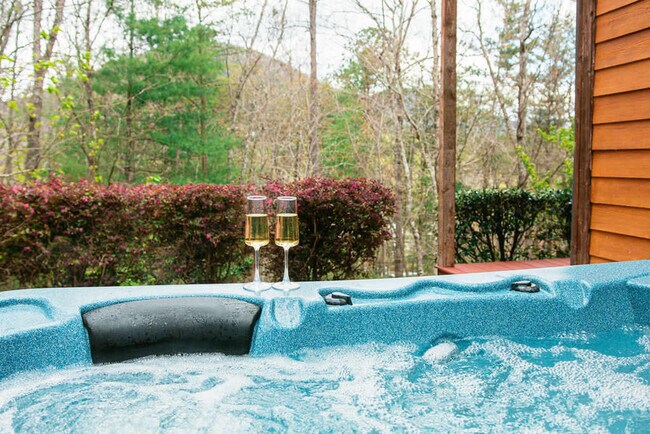 Building Photo - 357 Wilfar Strasse