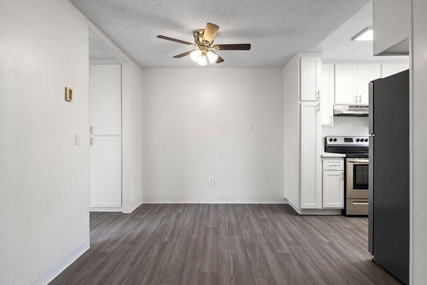 Interior Photo - Terre at Bostonia