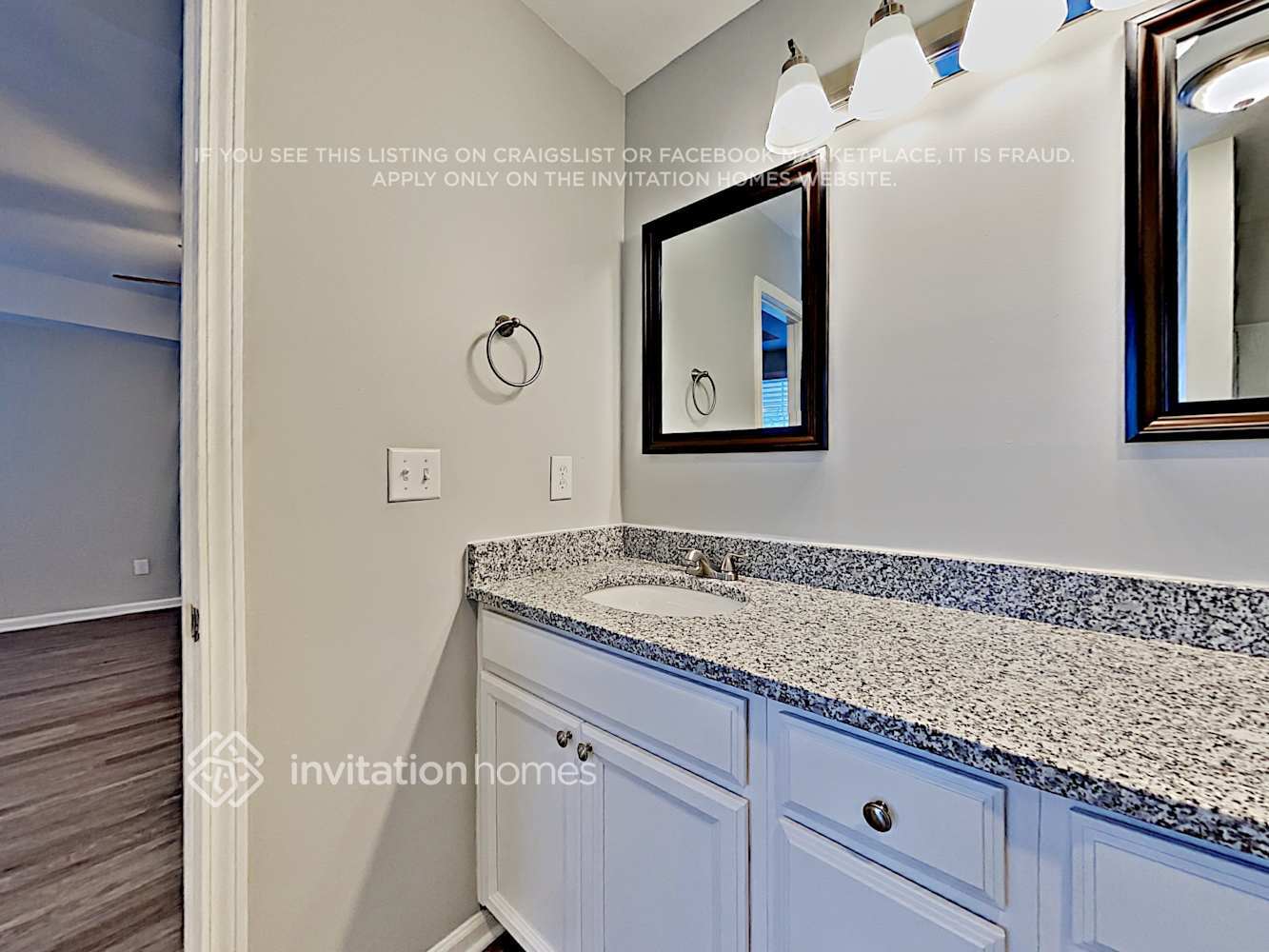 Building Photo - 1470 Mitchell Glen St