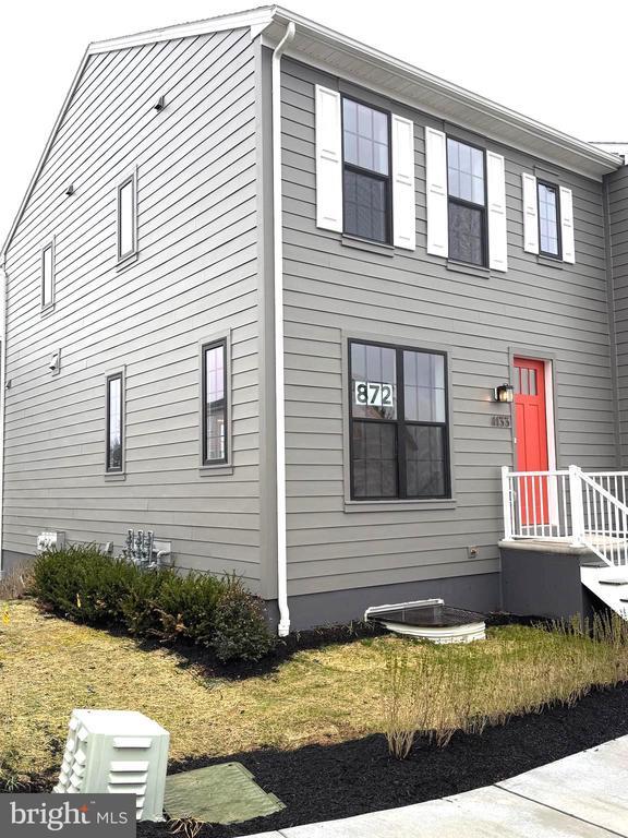 Building Photo - 4133 Ridgeview Ave