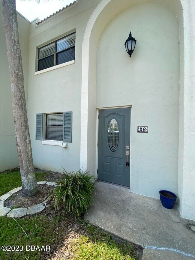 Building Photo - 65 Seton Trail