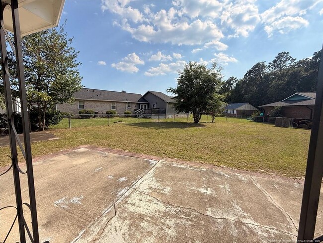 Building Photo - 4805 Fellows Ct