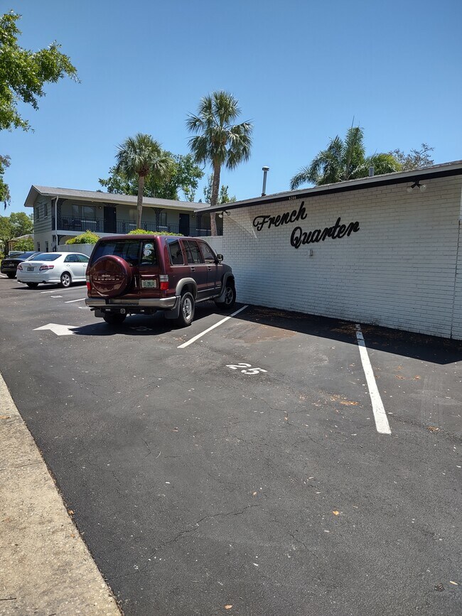 Building Photo - 6266 1st Ave S