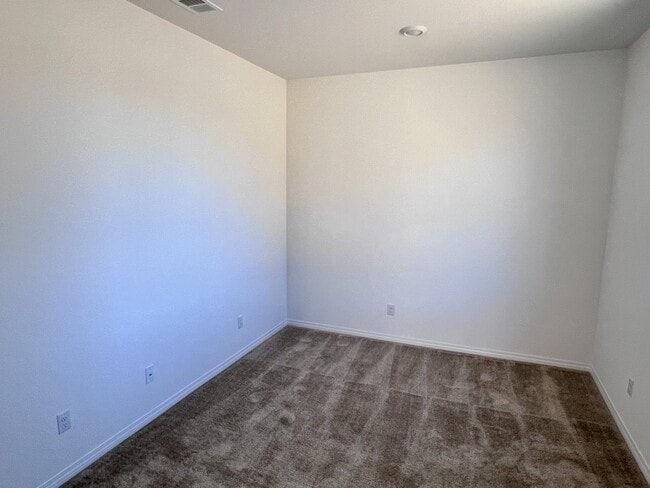 Building Photo - 30284 Truckee Cir