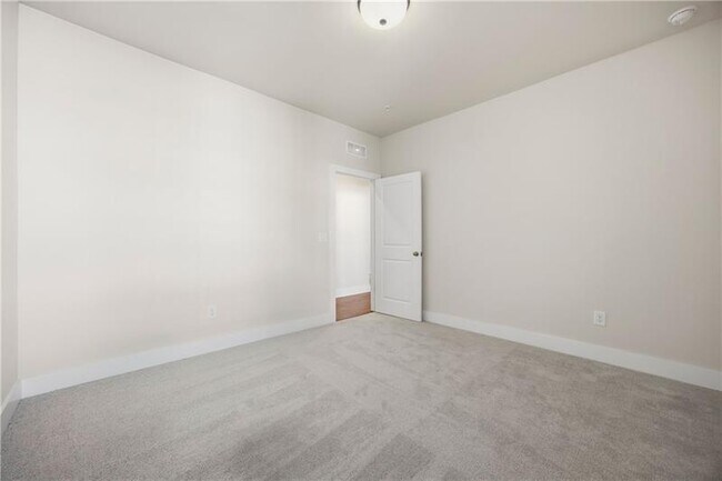 Building Photo - 1235 Weatherway Ln