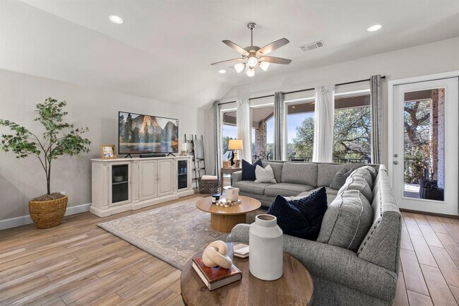 Building Photo - 313 Terrene Trl