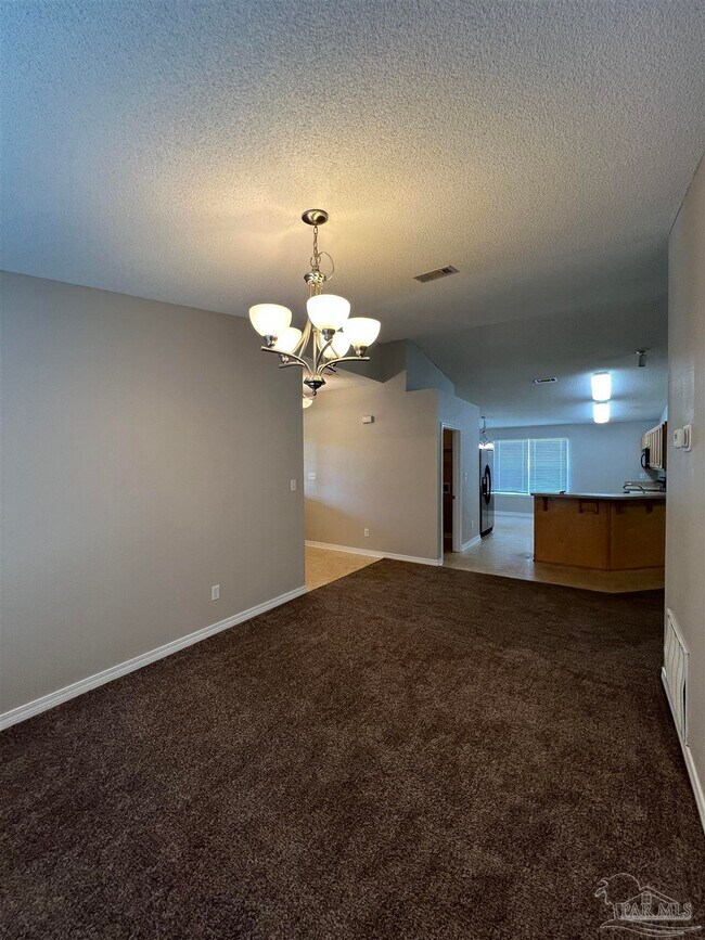 Building Photo - 10440 Millbrook Dr