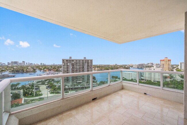 Building Photo - 101 S Fort Lauderdale Beach Blvd