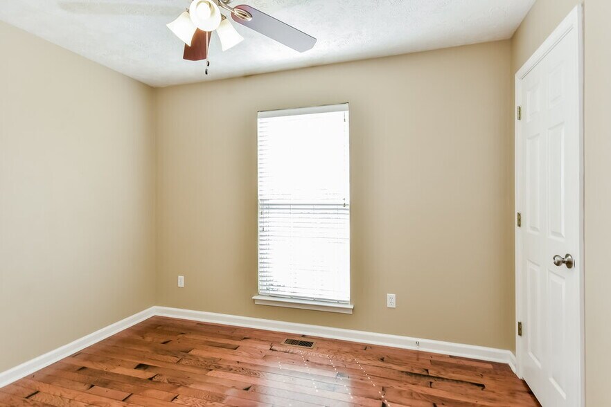 Building Photo - 7320 Horn Tavern Ct