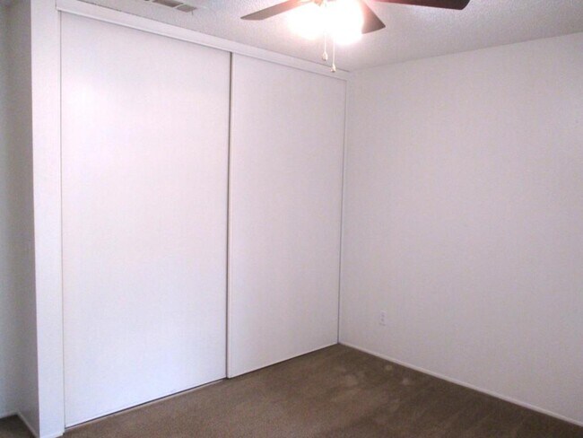 Building Photo - 1867 Pueblo Dr.