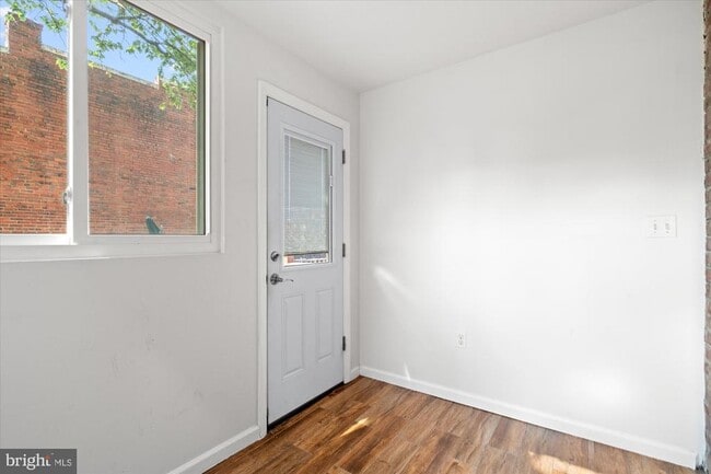 Building Photo - 1224 Oronoco St