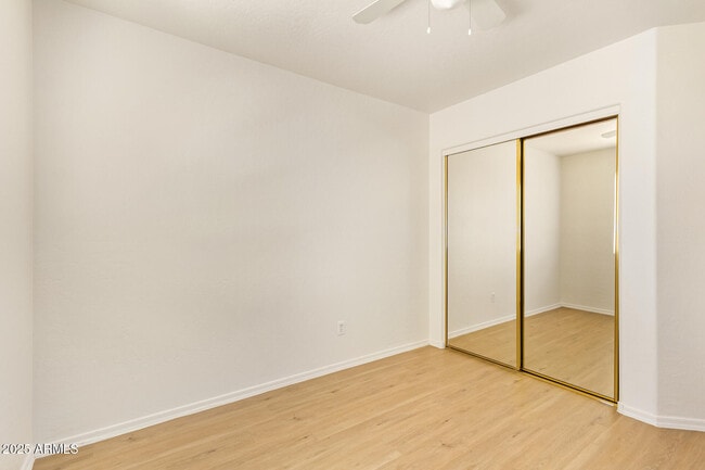 Building Photo - 11413 W Yavapai St