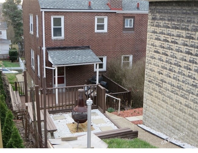 Building Photo - 4317 Ludwick St