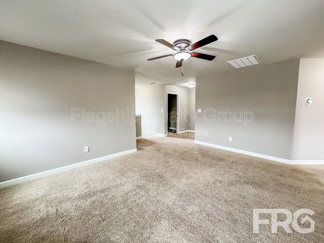 Building Photo - 419 Planters Ridge Dr