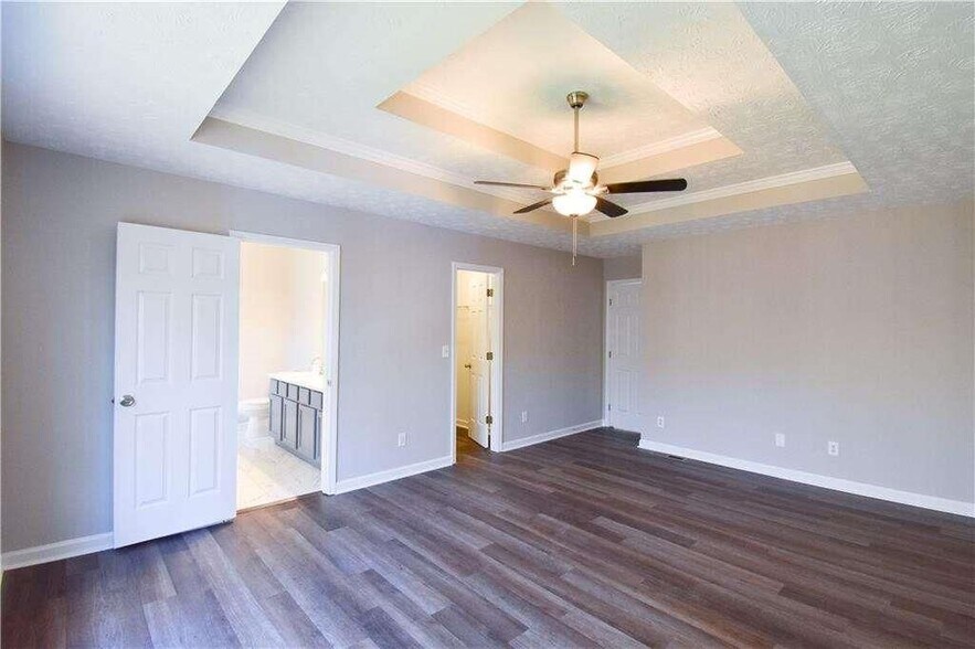 Building Photo - 6105 Back Bay Cir