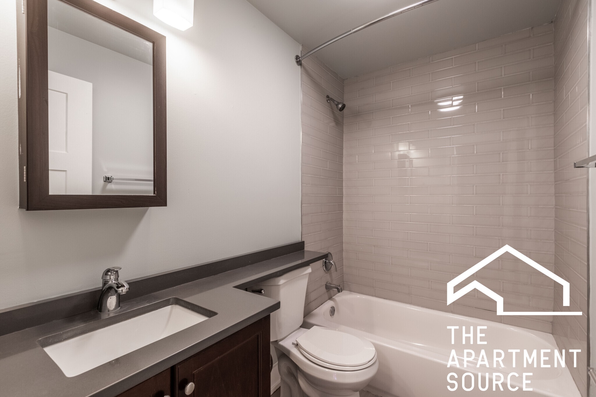 Building Photo - 1437 N Dearborn St