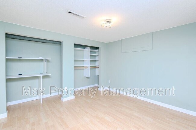 Building Photo - 5305 NW 91st Ct