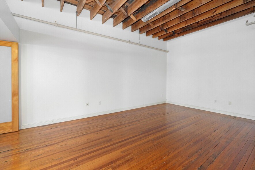 Building Photo - 312 S Campbell Ave