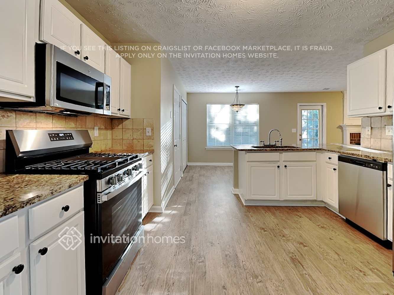 Building Photo - 1346 Dalesford Dr