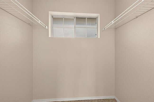Building Photo - 7817 Sunrose Dr NW