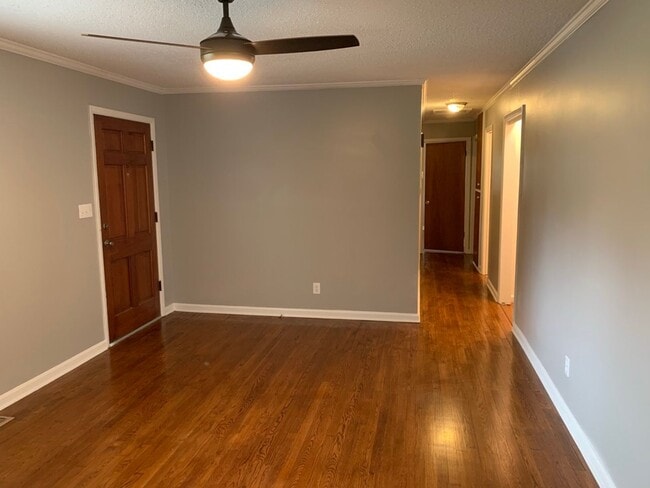Building Photo - MUST SEE BEFORE PUTTING IN APPLICATION