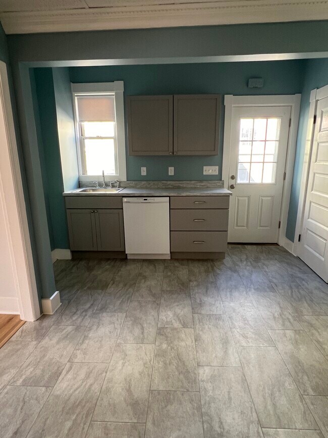 Newly renovated kitchen - 60 Ocean Ave