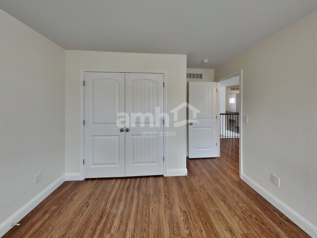 Building Photo - 12749 Ventana St