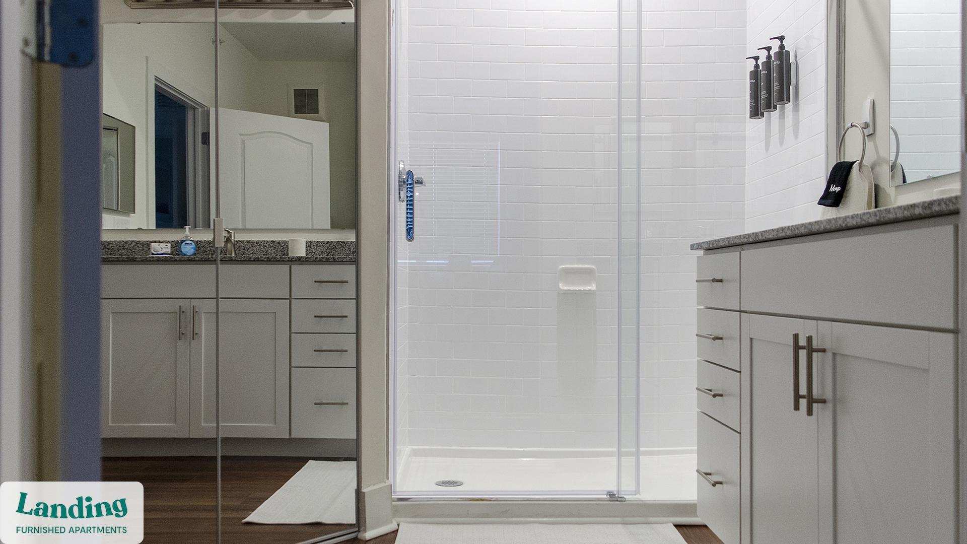 Building Photo - 901 Kelly Green Ln