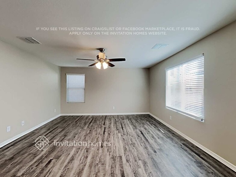 Building Photo - 8033 W Agora Ln
