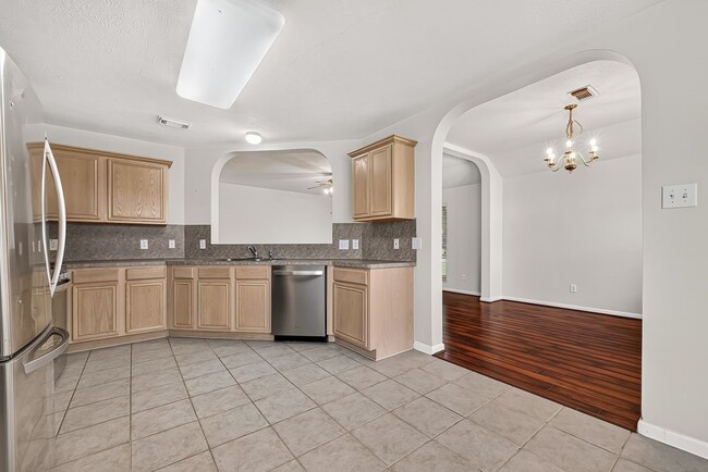 Building Photo - 11814 Copperas Creek Dr