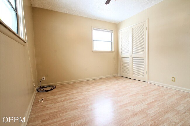 Building Photo - 2 br, 1 bath House - 2010 NORTH 40TH STREET