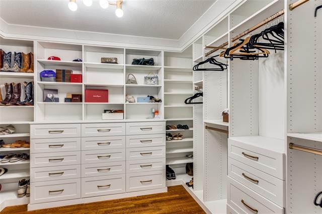 Building Photo - 2809 Park Hill Dr