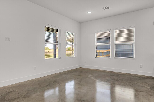 Building Photo - 3009 Alpha Wolf Ct