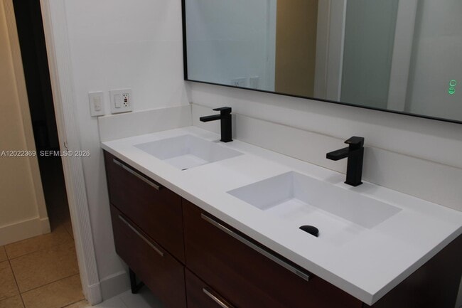 Building Photo - 6371 SW 109th Ct