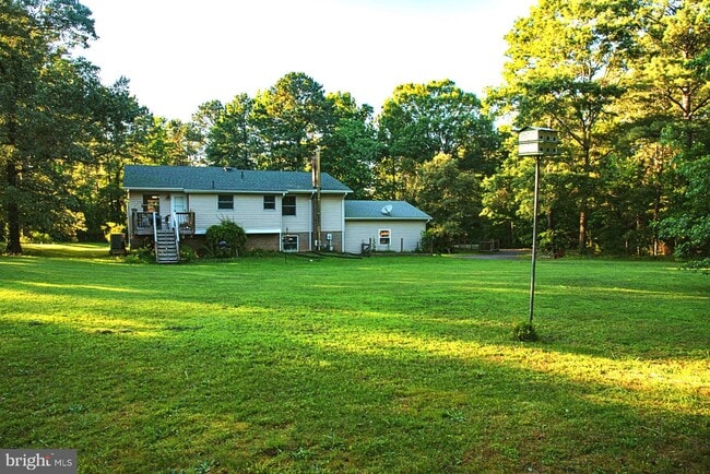 Building Photo - 43017 Fairgrounds Rd