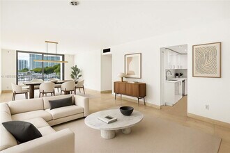 Building Photo - 200 SE 15th Rd