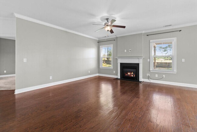 Building Photo - 4 Bedroom in Mimosa Bay with BONUS and BOA...