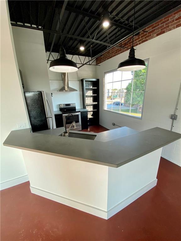 Building Photo - 111 S Main St