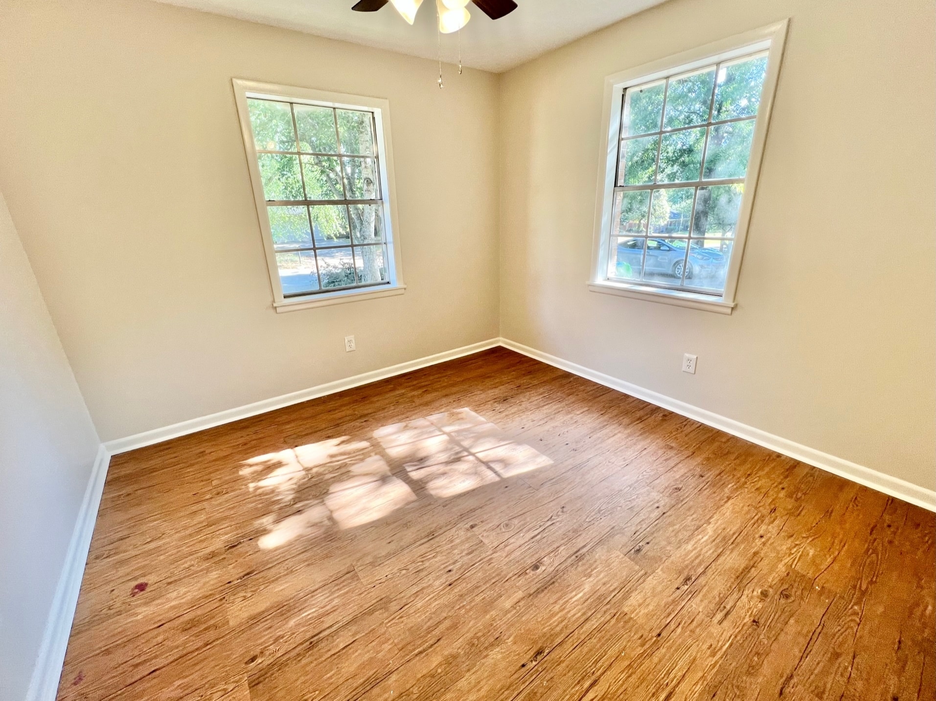 Bed 3 - 2474 Barnes Crossing Rd