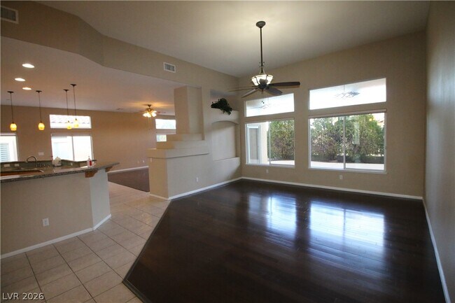 Building Photo - 1520 Vía Cassia