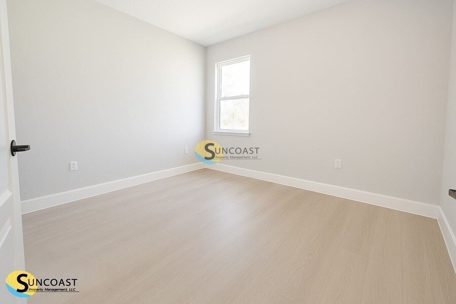 Building Photo - 16837 SW 47th Court Rd