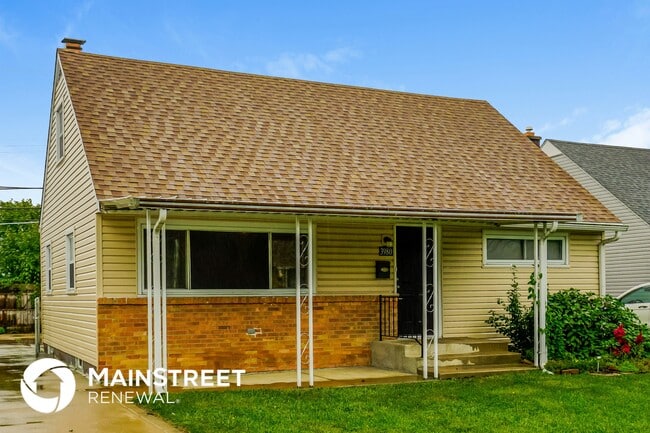 Building Photo - 3980 Halsey Pl