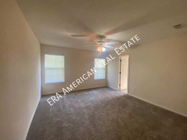 Building Photo - 6648 Longview St