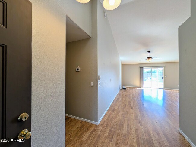 Building Photo - 8639 W Fullam St