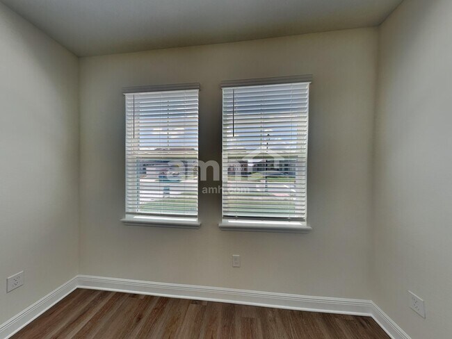 Building Photo - 1134 Heavenly Dr