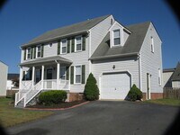 Building Photo - 8100 Cypresstree Ln