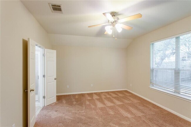 Building Photo - 205 Wigeon Cove