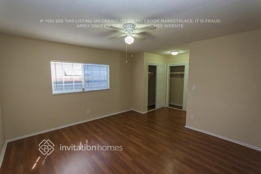 Building Photo - 4916 NW 39th St