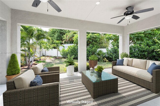 Building Photo - 4920 NE 1st Terrace