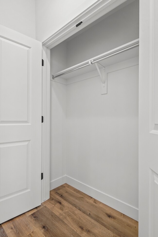 Building Photo - 489 W 1760 N